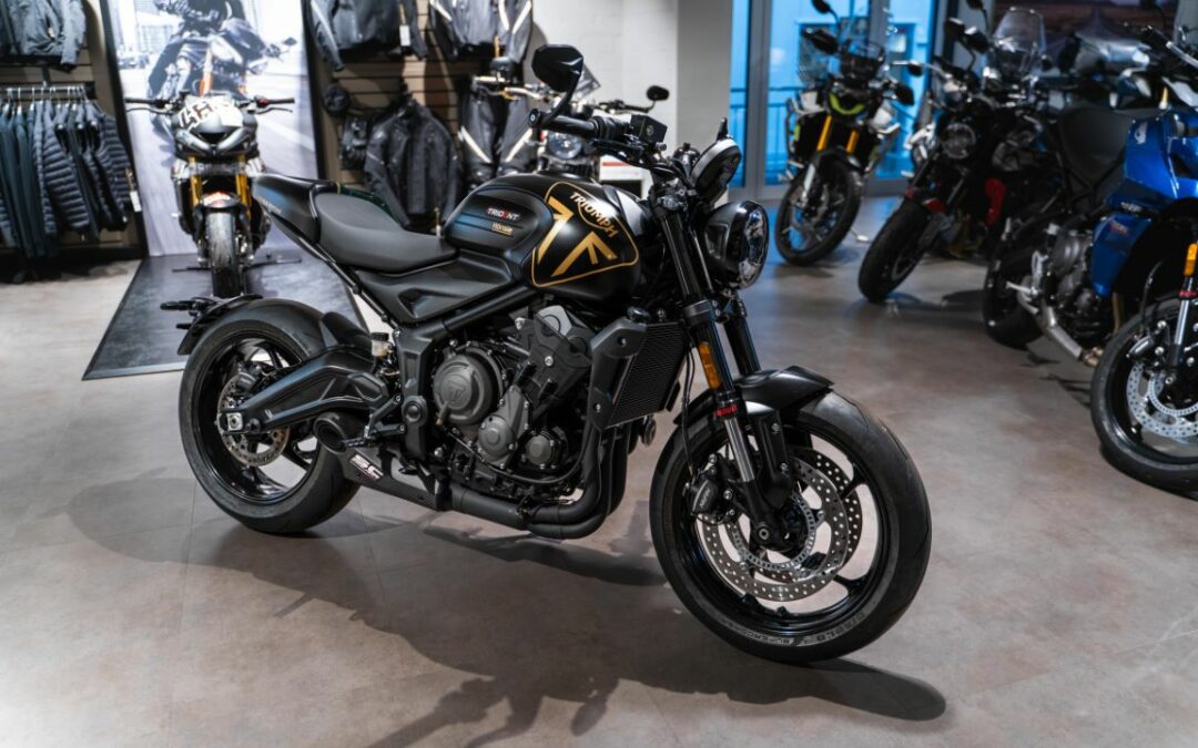Triumph Trident Gold Digger